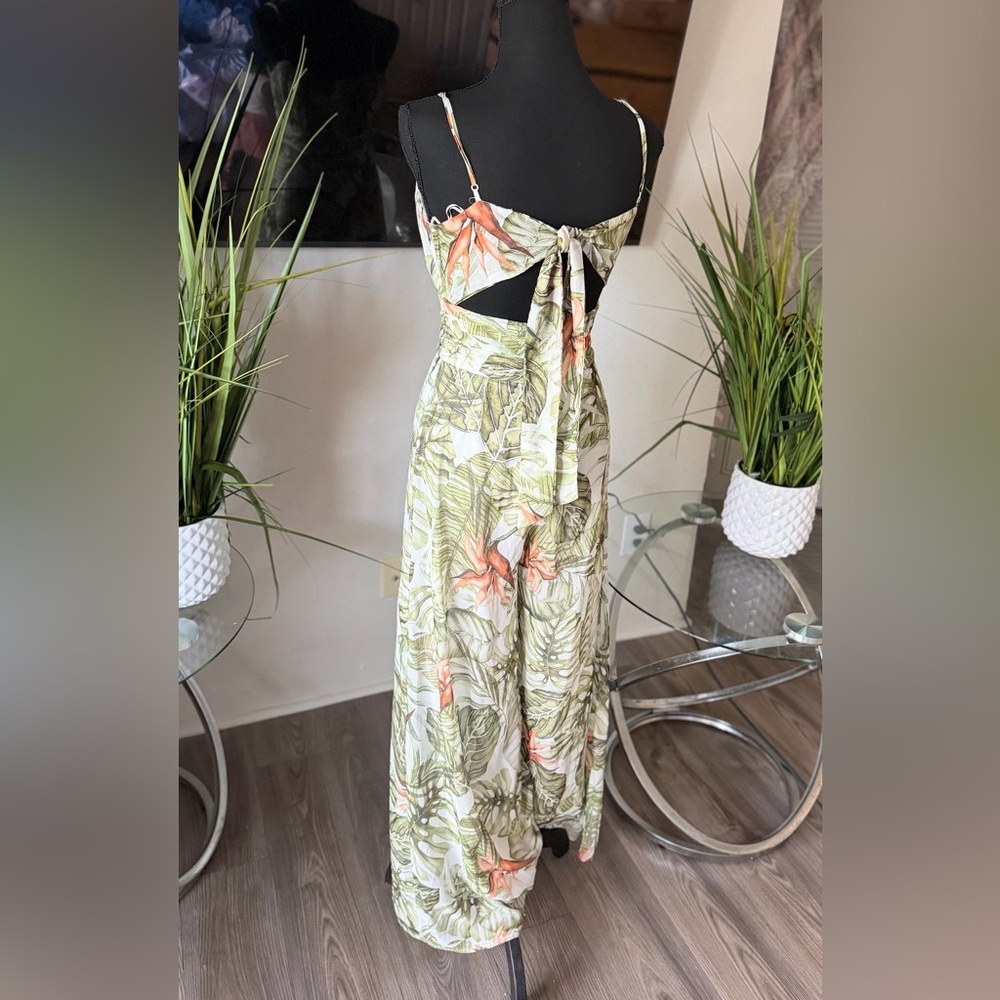 Floral Print jumpsuit - Picture 4 of 10